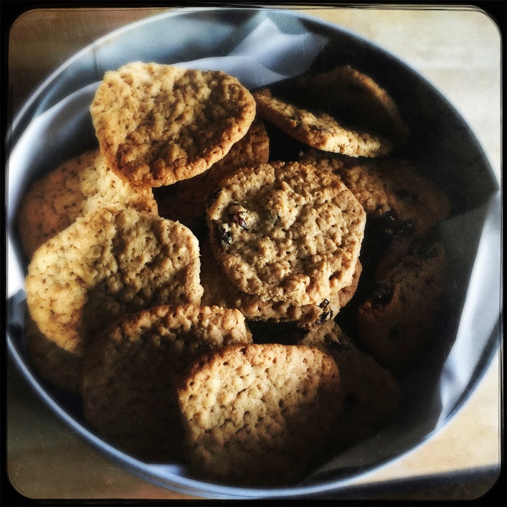 cookies-in-tin