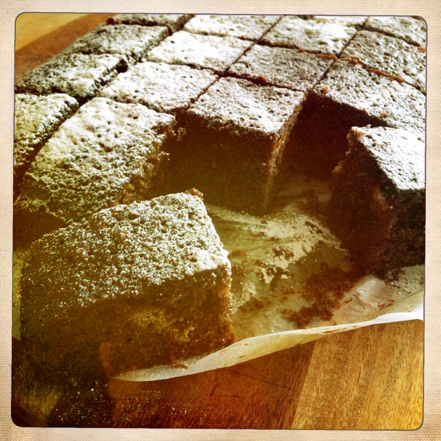 Stuck Gingerbread Nigella’s Sticky Gingerbread – thelegendarybrownie