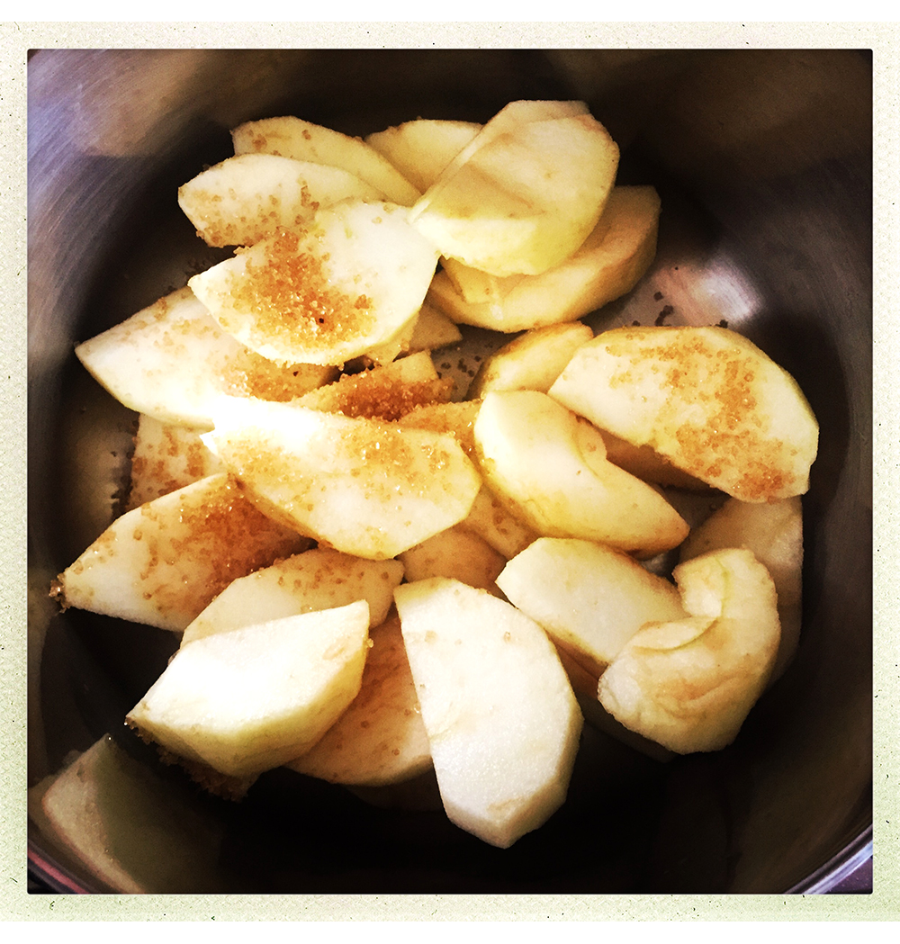 APPLES COOKING IN POT